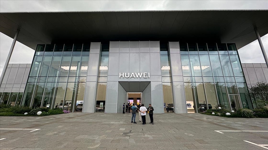 Huawei teknolojisinin arka planında 30 bin kişilik ekip yer alıyor