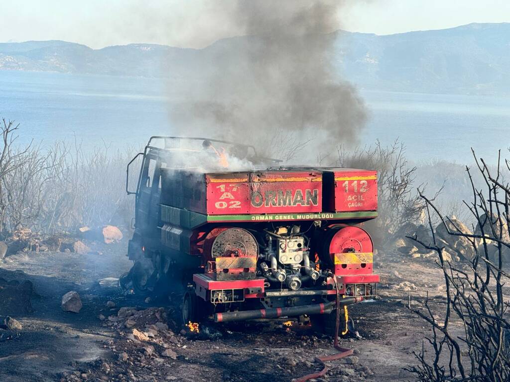 Ayvacık’ın Behram Köyündeki Yangın Kısmen Kontrol Altına Alındı