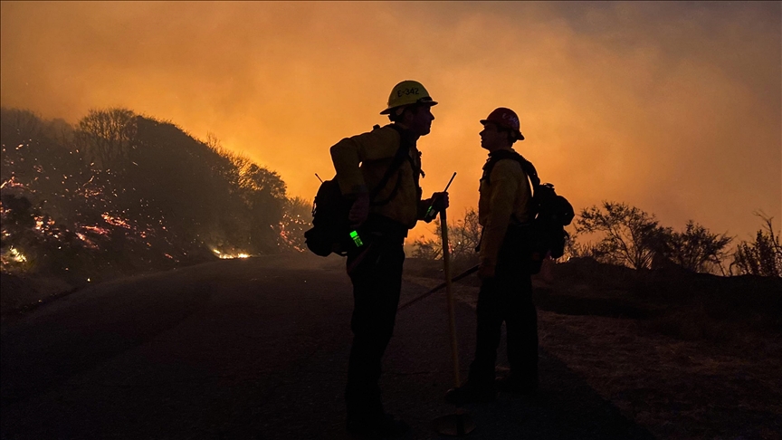 California’da Orman Yangını Dumanından 10 Yılda En Az 52 Bin Kişi Erken Yaşta Öldü