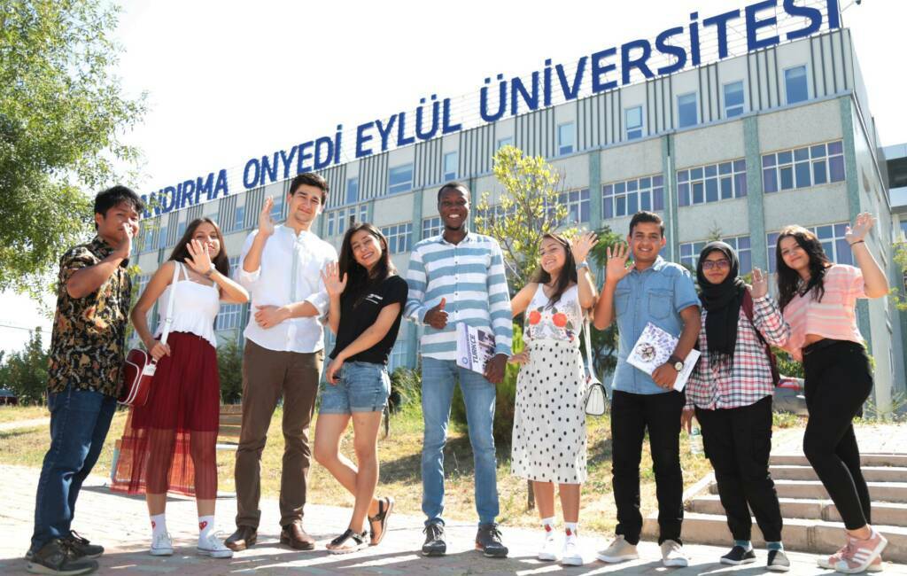 Bandırma Üniversitesi, mezuniyet töreninde