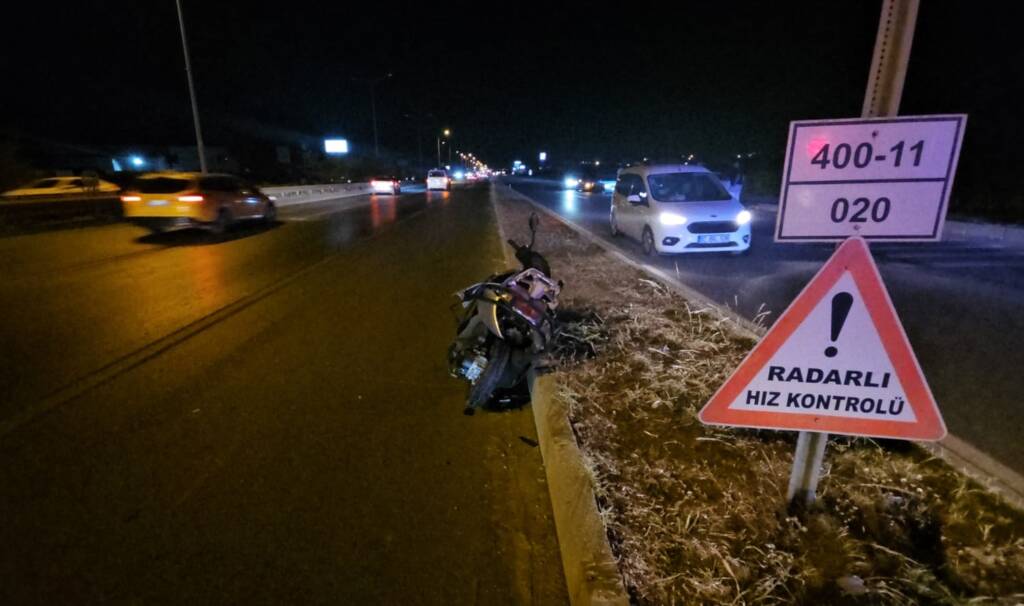 Antalya’daki kazada motosiklet sürücüsü öldü!