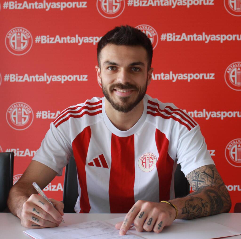 Antalyaspor’dan kaleye taze kan