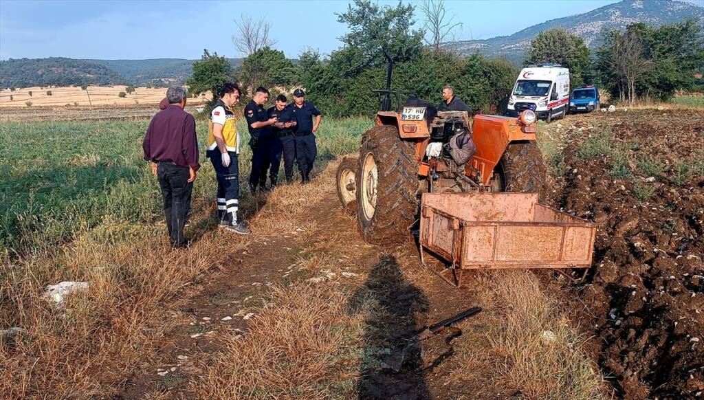 Kütahya'nın Çavdarhisar ilçesinde tarlasında