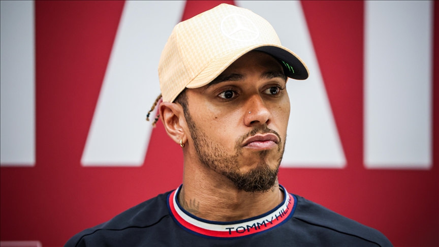 Lewis Hamilton Silverstone’da tarih yazdı