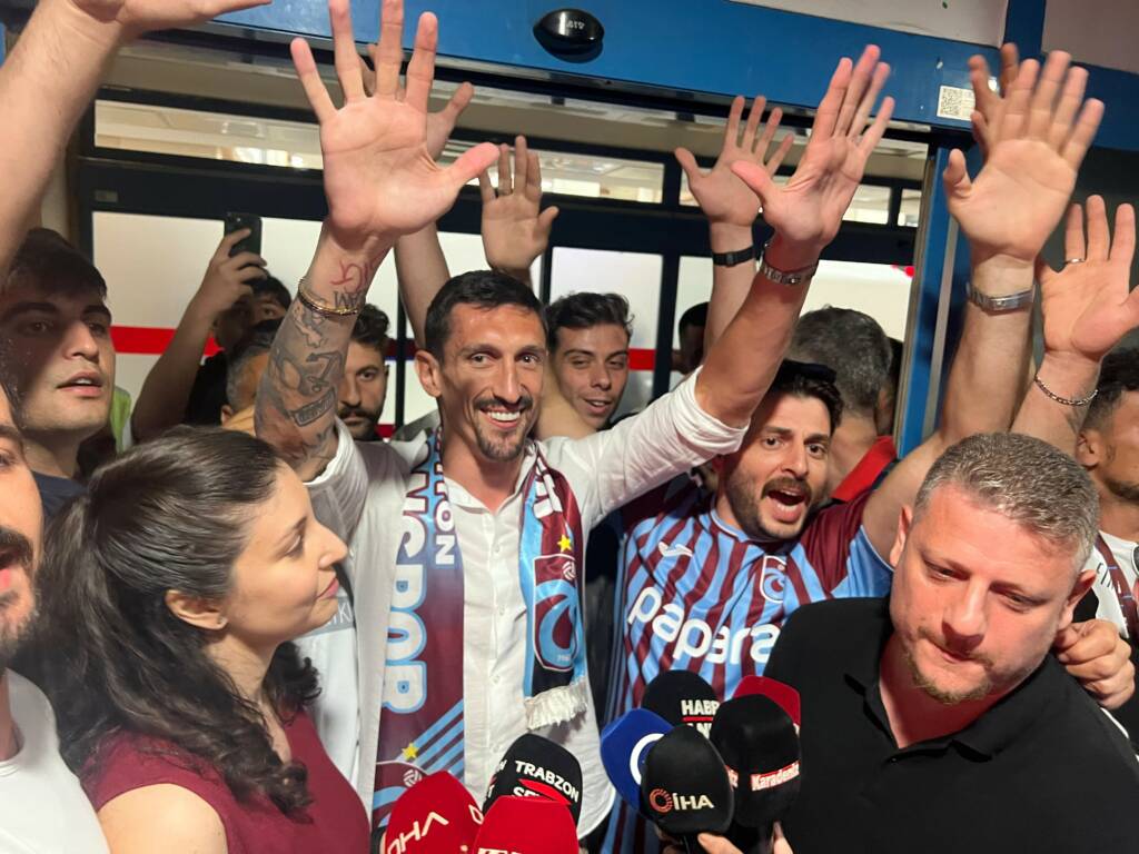 Stefan Savic Trabzon’da: Coşkuyla karşılandı!