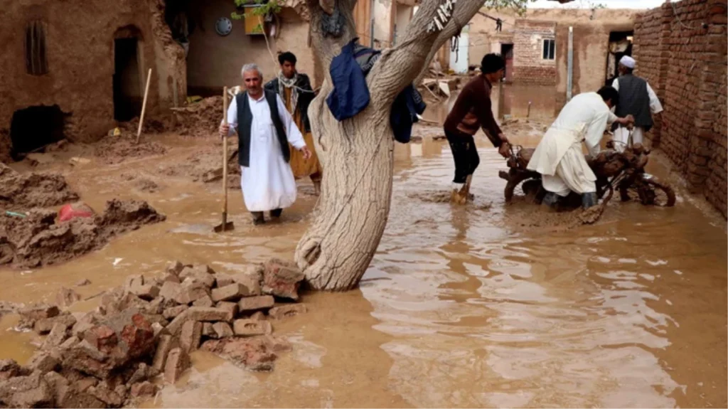 Afganistan’da Felaket! En Az 35 Ölü, 230 Yaralı