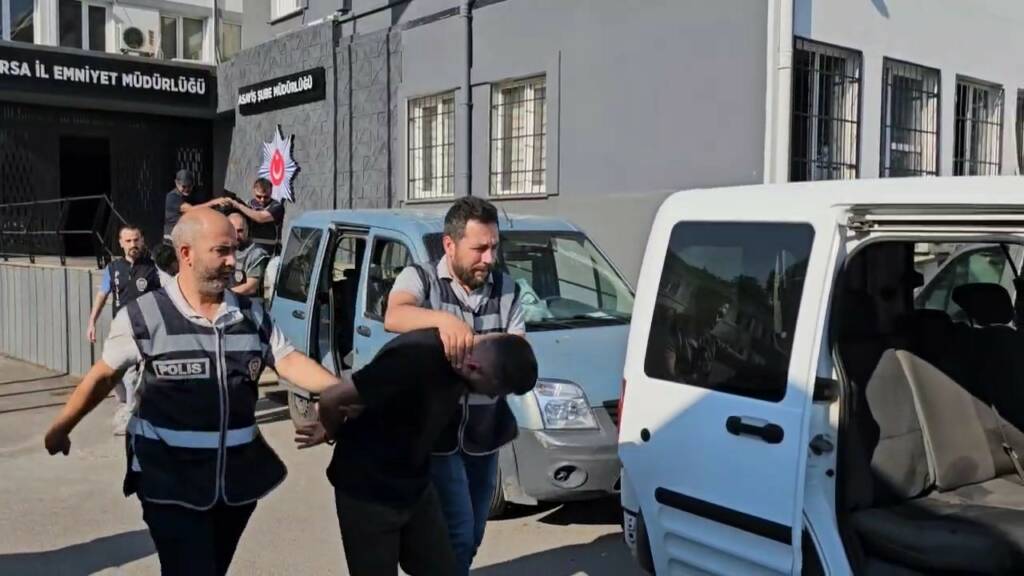 Bursa'da gerçekleştirilen fuhuş operasyonunda,