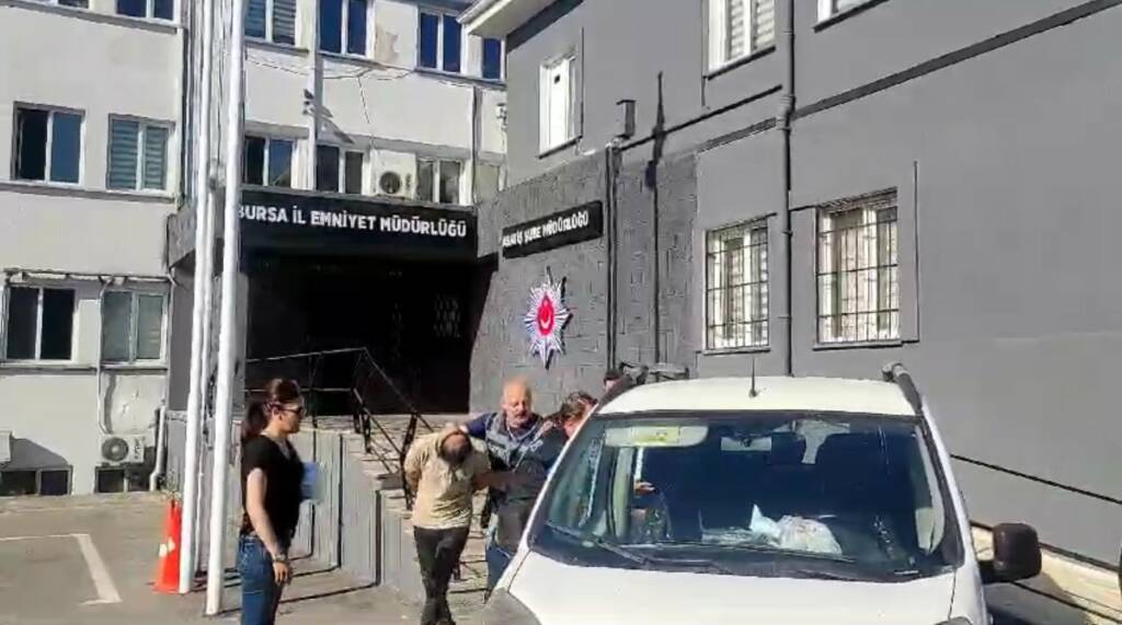 Bursa’da fuhuş operasyonu: 3 şüpheli yakalandı!