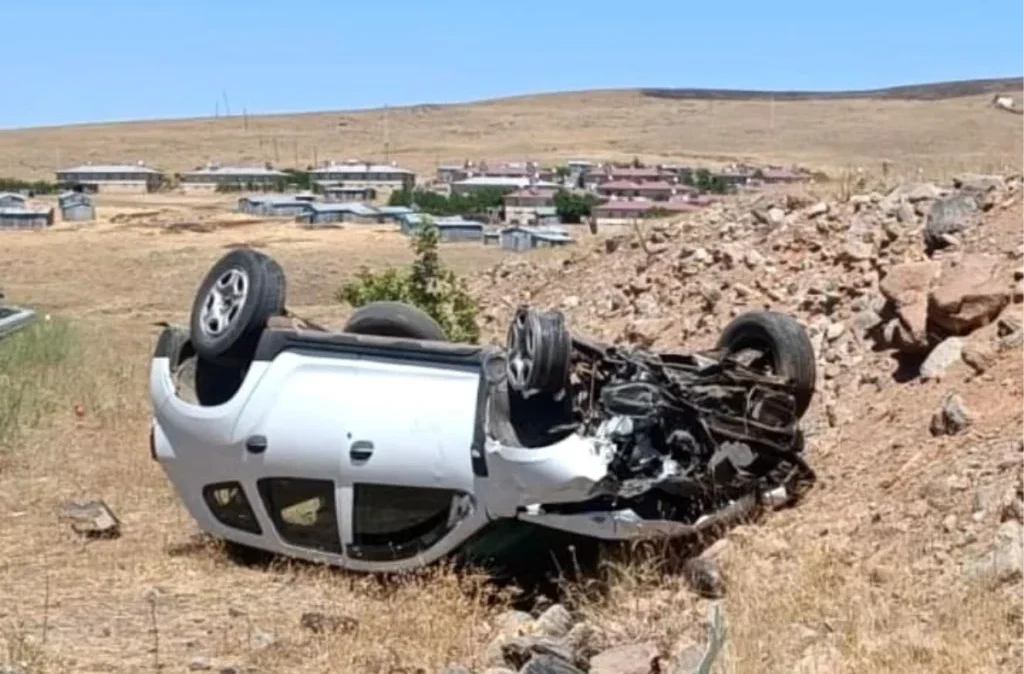 Elazığ’da Otomobil Takla Attı