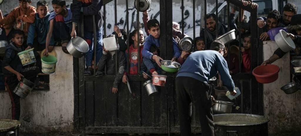 Gazze’ye yönelik ambargo: Hayati ihtiyaçları tehdit ediyor