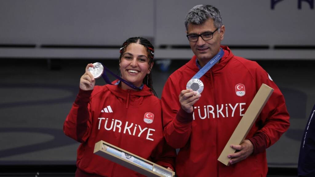 Yusuf Dikeç ve Şevval Tarhan, Paris 2024’te gümüş madalya kazandı