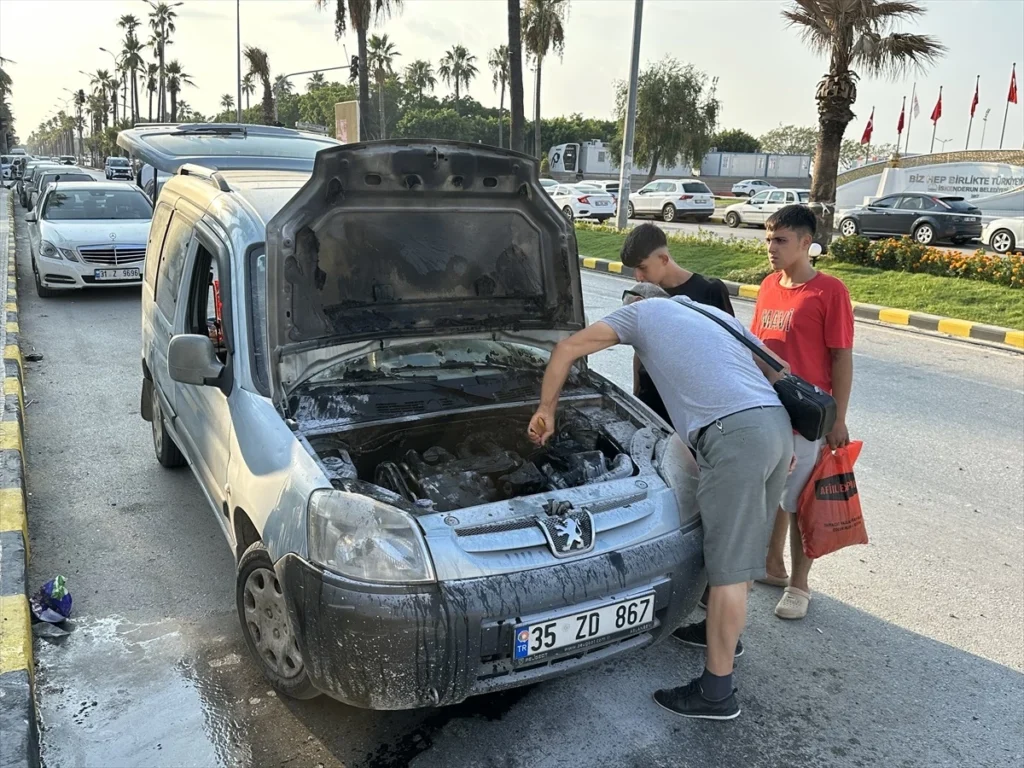 Park Halindeki Araç Alevlere Teslim Oldu!