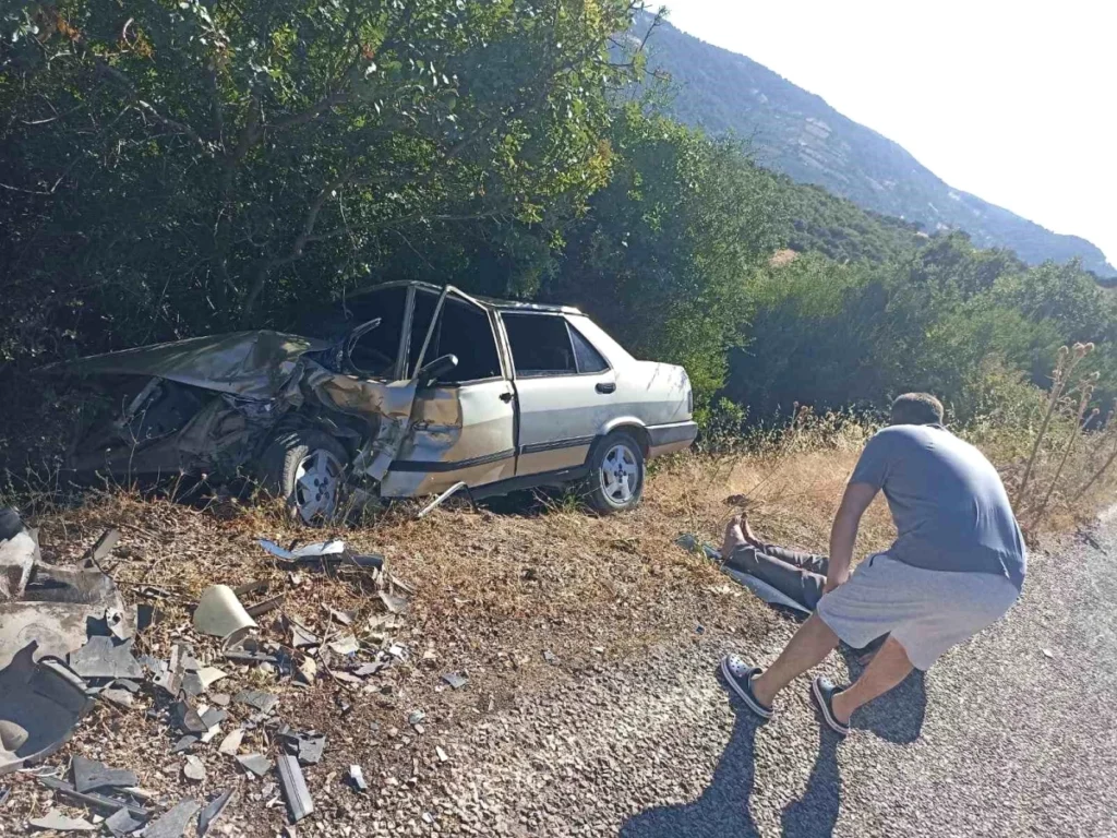 Balıkesir’de Çift Taraflı Trafik Kazası: 5 Yaralı