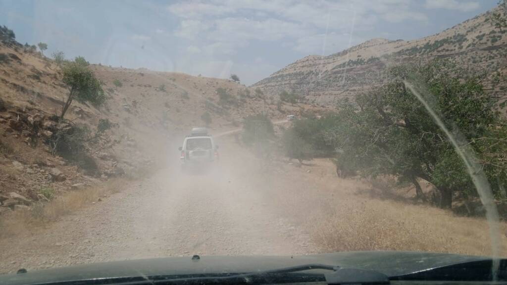 Siirt’te traktör devrildi: Çok sayıda yaralı!