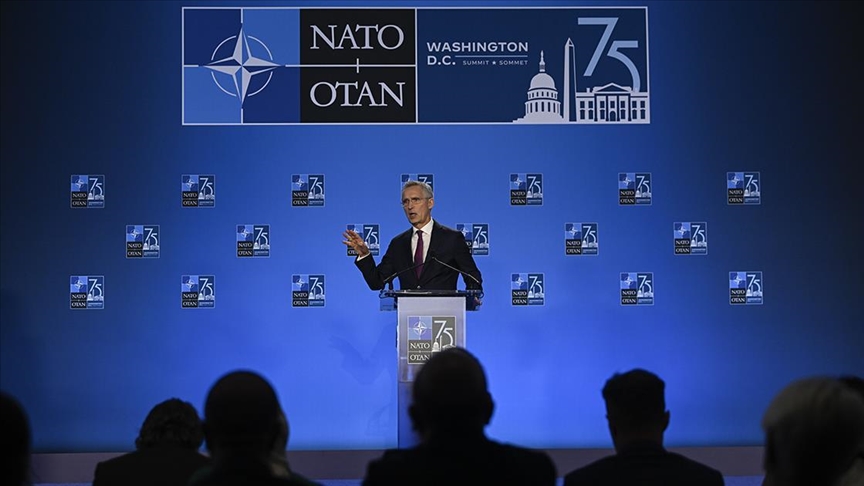 NATO Genel Sekreteri Stoltenberg,