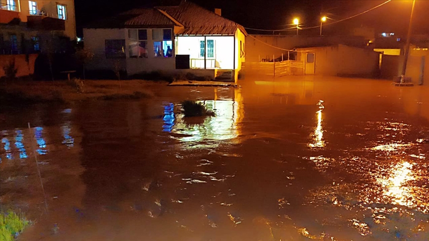 Van'ın Özalp ilçesinde etkili