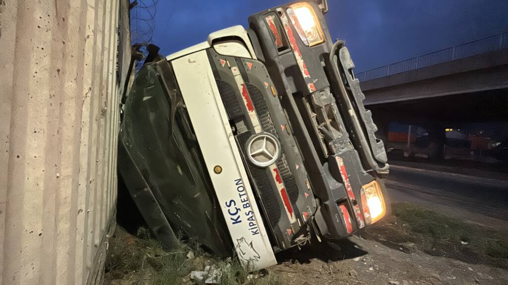 Beton pompasının freni patladı: 1 yaralı