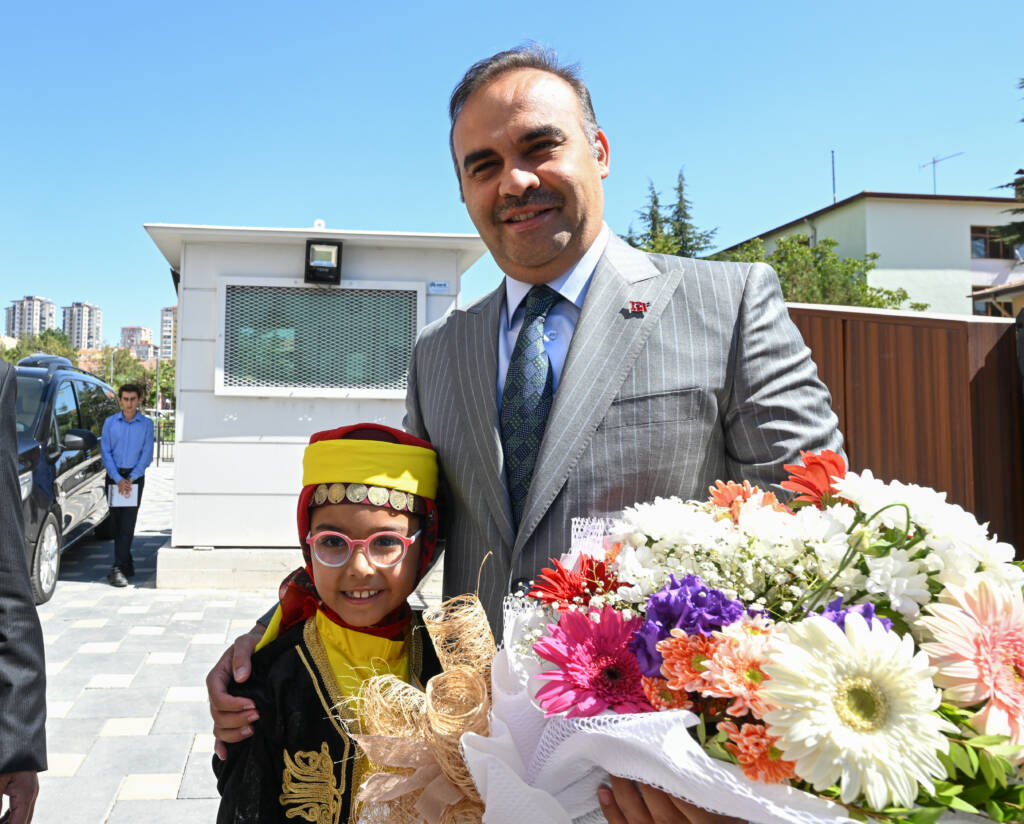 Sanayi ve Teknoloji Bakanı Kacır, Niğde’de konuştu