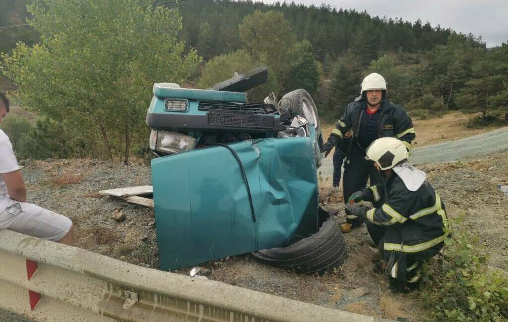 Kastamonu’da sürücüsünün kontrolünden çıkan