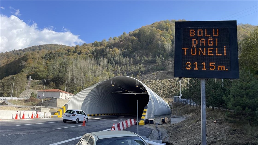 Bakanlık duyurdu: Bolu Dağı geçişine ağır taşıt düzenlemesi