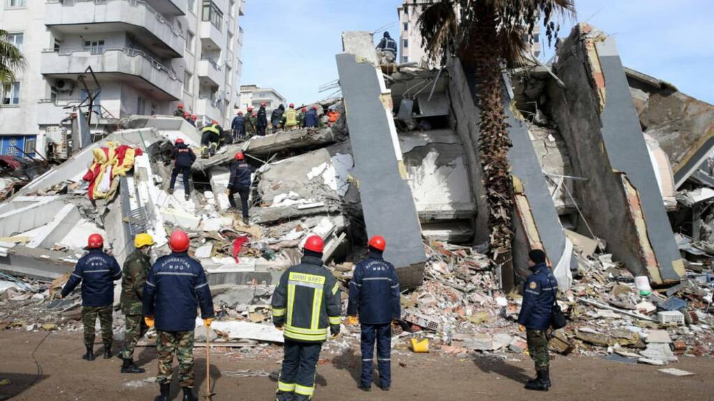 Bilirkişi raporları deprem mağduru aileleri çileden çıkardı! ‘Adaleti parayla satın almak istiyorlar’