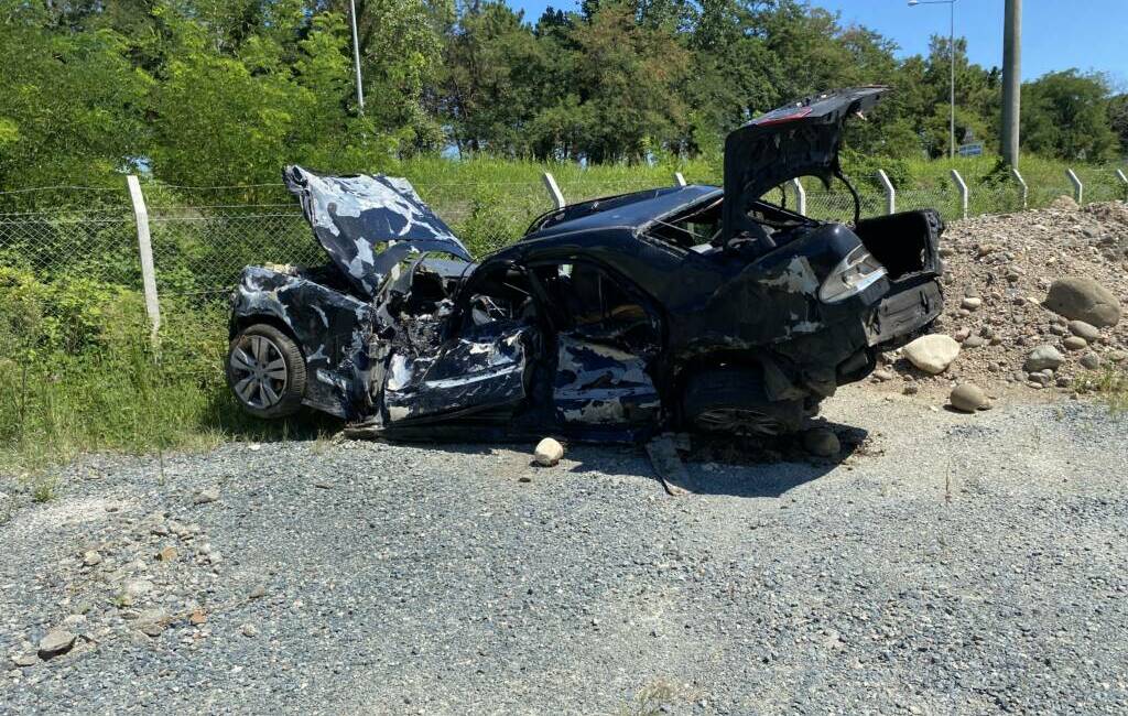 Ordu'nun Ünye ilçesinde otomobilin