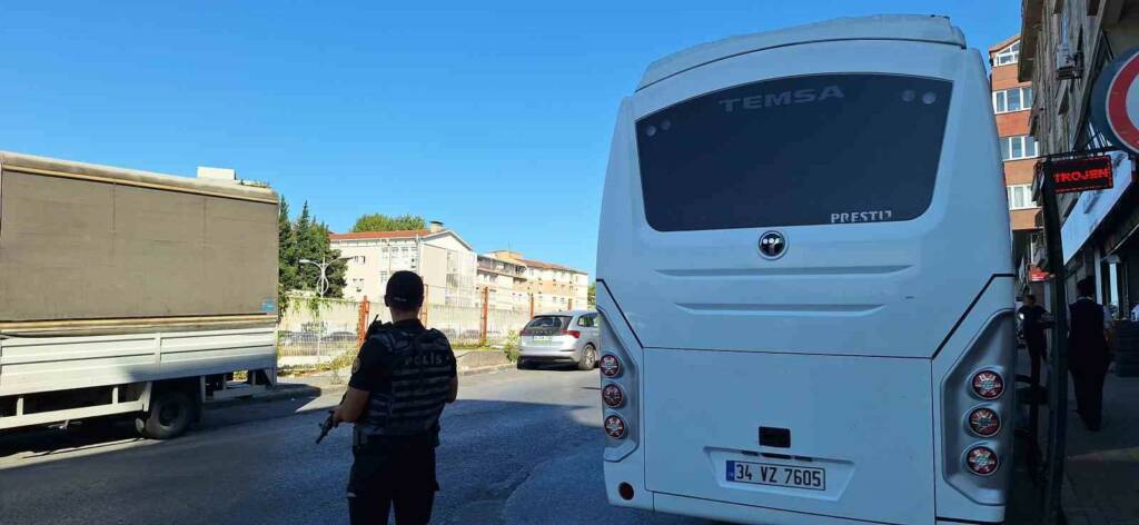 Park yüzünden çıkan kavga kanlı bitti: Baba ve oğul öldürüldü!