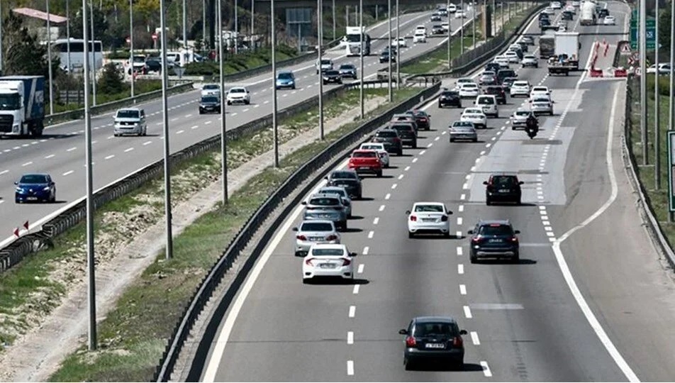 Karayollarında son durum: İşte trafiğe kapalı yollar!