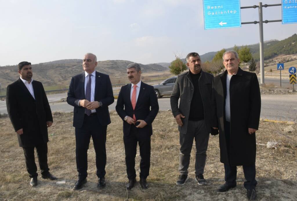 Adıyaman’da bir çok kişinin trafik kazasında hayatını kaybettiği bir çok